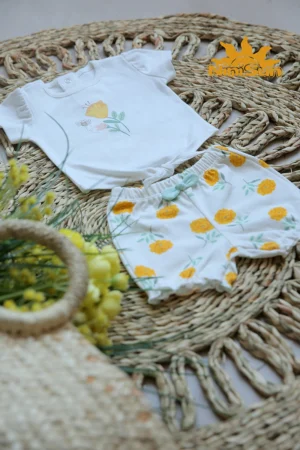 آستین کوتاه دخترانه طرح فلورا نی نی سان