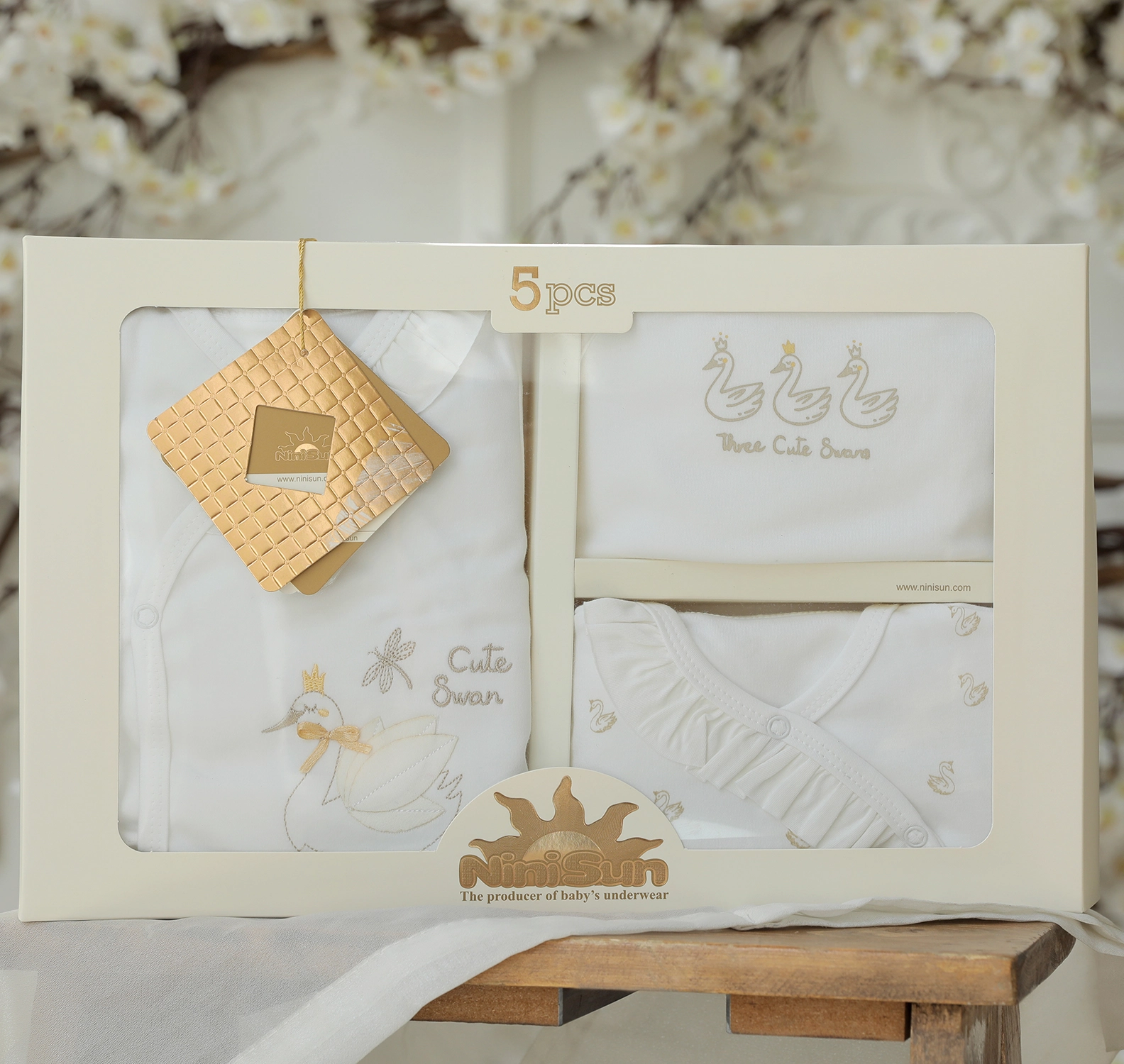 تولیدی لباس و پوشاک نوزادی و بچگانه نی نی سان